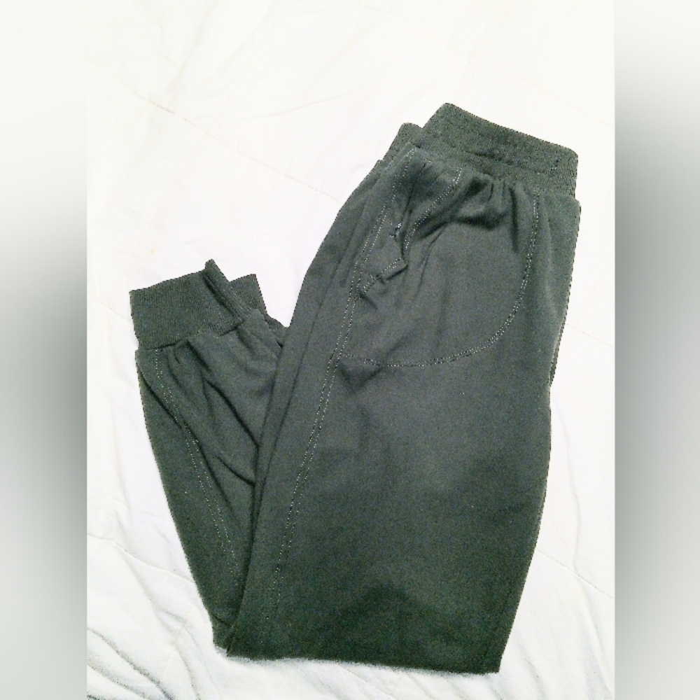 Rachel Zoe Women's olive green jogger pants